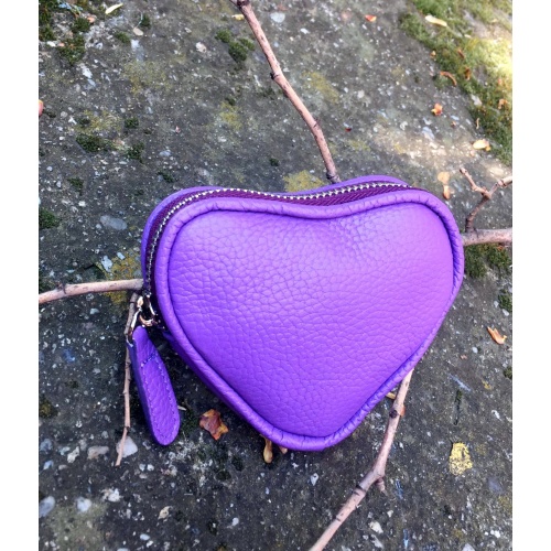 https://www.carmenittta.ro/uploads/products/2021W25/lavender-purple-heart-little-wallet-0127-gallery-1-500x500.jpg