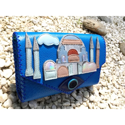 https://www.carmenittta.ro/uploads/products/2021W26/hagia-sophia-istanbul-arhitecture-handsewn-leather-bag-0133-gallery-1-500x500.jpg