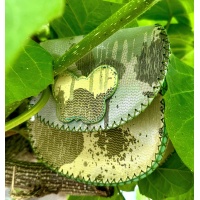 Shiny Dripping Fluid Green Leather Handsewn Roundbag