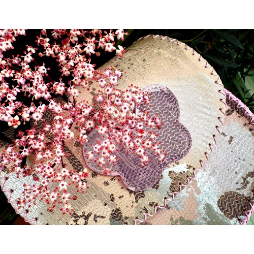 Shiny Dripping Fluid Pink Leather Handsewn Roundbag